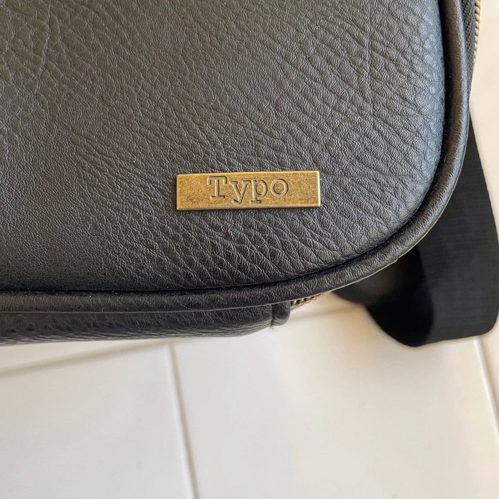 ‘Typo’ Mobile Laptop Folio